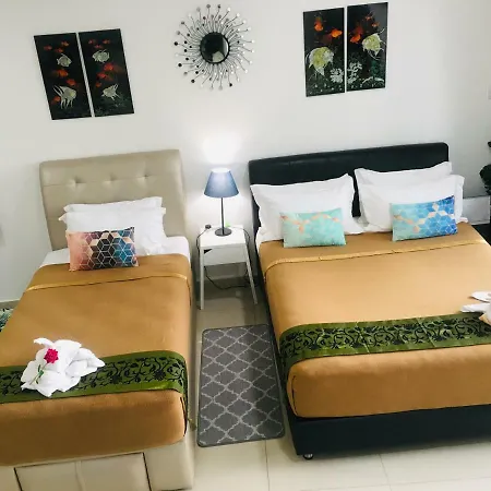 Studio I-Soho D'Gunduls Homestay By Dgh I-City Shah Alam Exterior photo