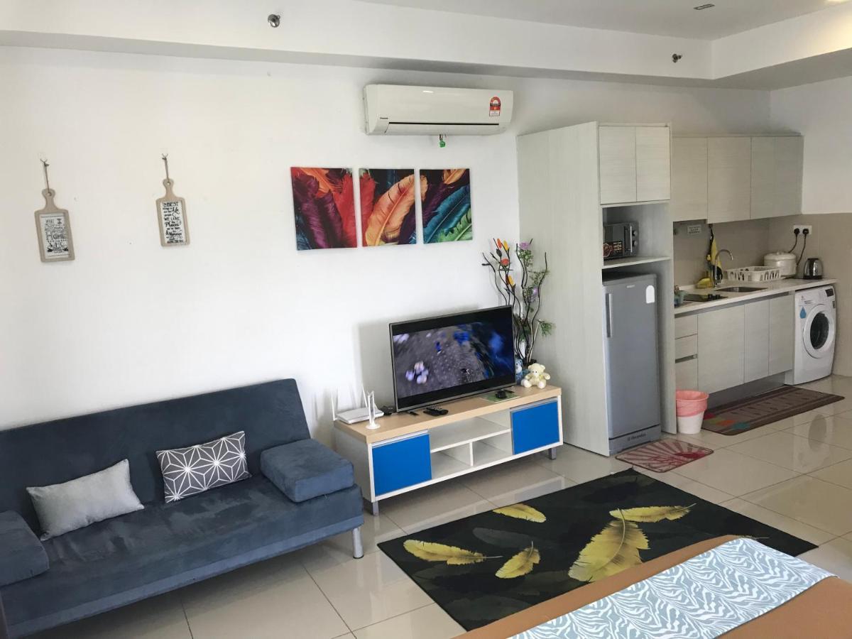 Apartment I-soho D'gunduls By Dgh I-city