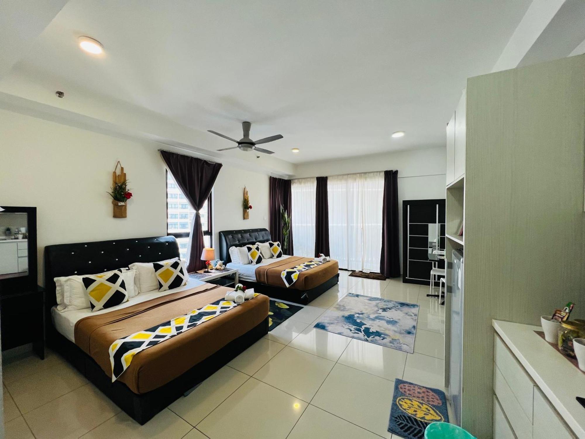 I-soho D'gunduls By Dgh I-city *
